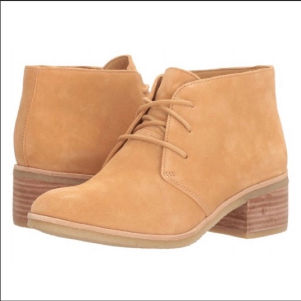 NIB Clarks Orginal Phenia Carnaby Suede Boots 7M